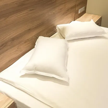 Calipso Hotell 3*