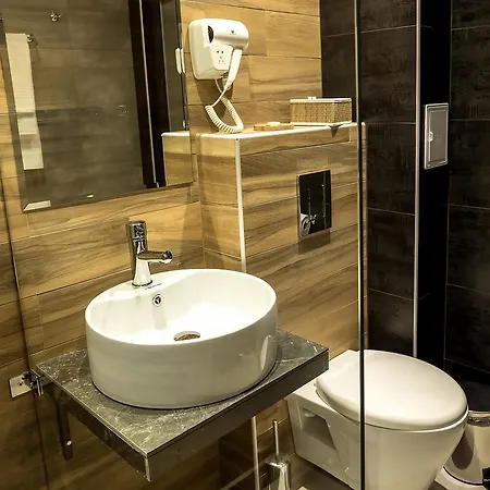 Calipso Hotell 3*